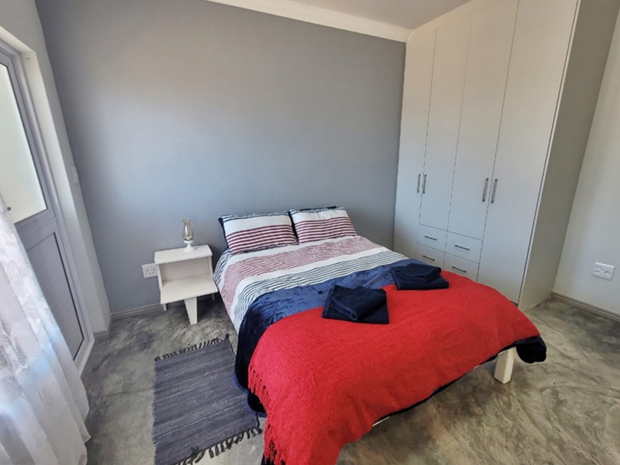 5 Bedroom Property for Sale in Struisbaai Western Cape